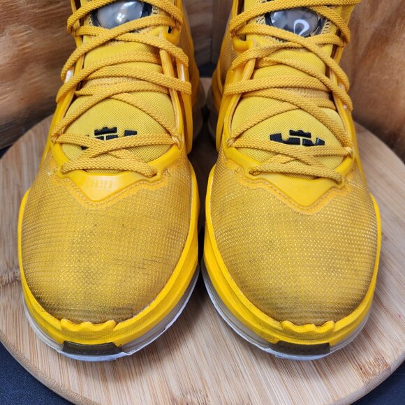 Nike LeBron James 19 Hard Hat Yellow Gold Basketball Shoes Sneakers - Picture 4 of 11
